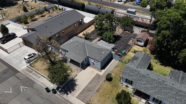 2309 Hackberry St, Stockton, CA 95205