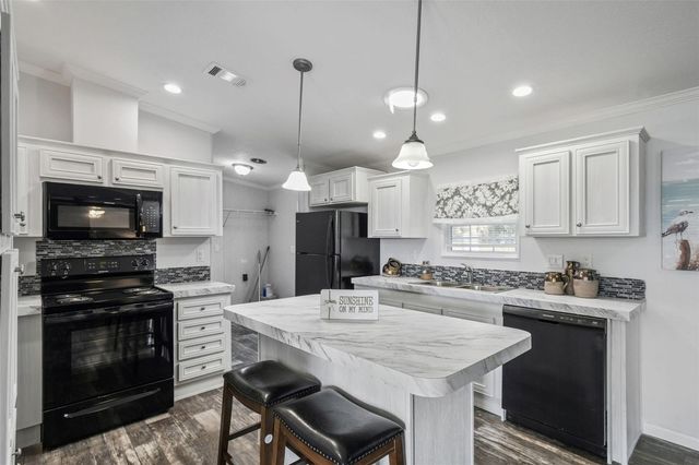 21 ROELS STREET, Haines City, FL 33844