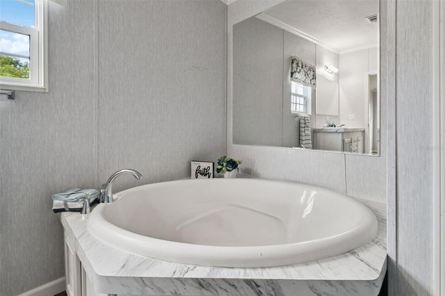 21 ROELS STREET, Haines City, FL 33844