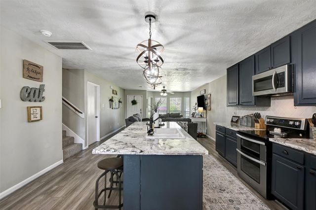 25401 Hunting Trail, Magnolia, TX 77355