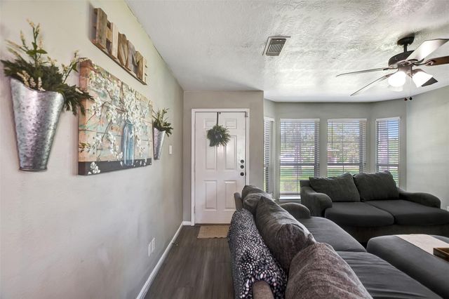 25401 Hunting Trail, Magnolia, TX 77355