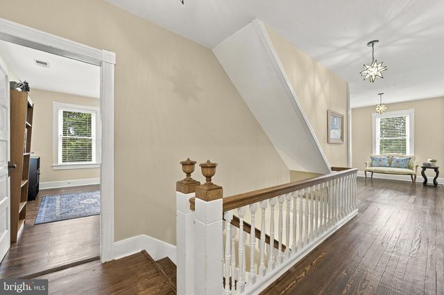 17121 SIMPSON CIR, Paeonian Springs, VA 20129
