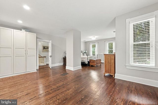 17121 SIMPSON CIR, Paeonian Springs, VA 20129
