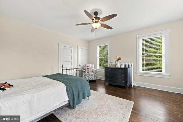 17121 SIMPSON CIR, Paeonian Springs, VA 20129