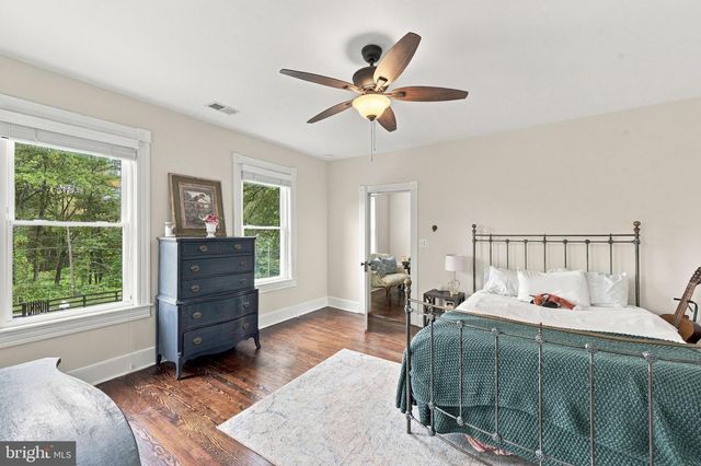 17121 SIMPSON CIR, Paeonian Springs, VA 20129