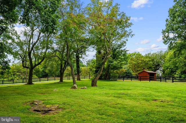 17121 SIMPSON CIR, Paeonian Springs, VA 20129