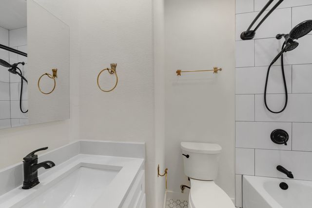 4132 N Hall Street, Dallas, TX 75219