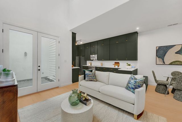 4132 N Hall Street, Dallas, TX 75219