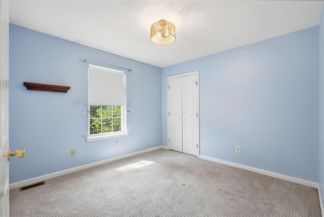 312 W Ridge Drive, Nicholasville, KY 40356