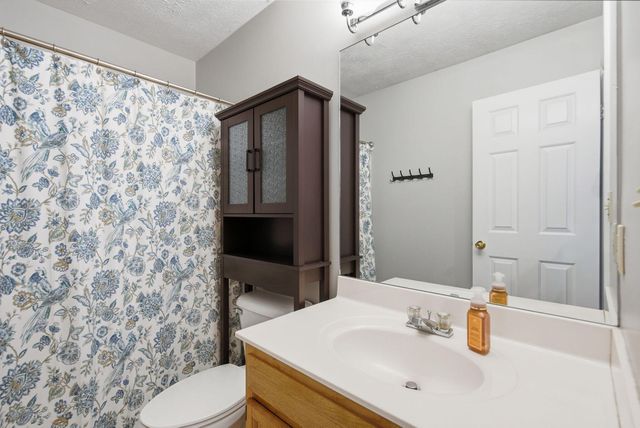 312 W Ridge Drive, Nicholasville, KY 40356