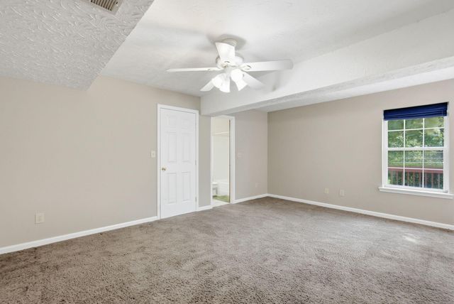 312 W Ridge Drive, Nicholasville, KY 40356