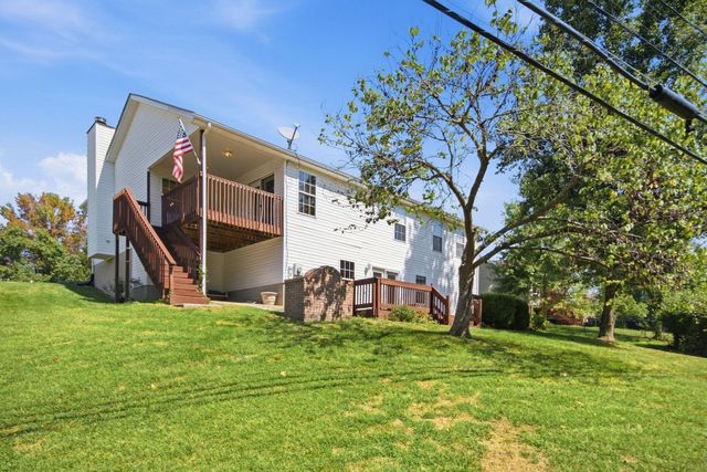 312 W Ridge Drive, Nicholasville, KY 40356