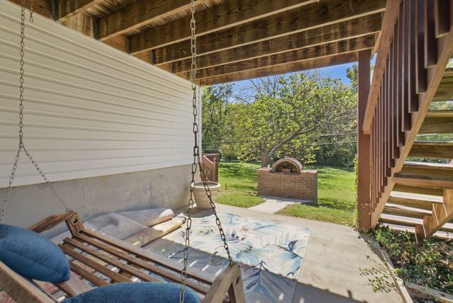 312 W Ridge Drive, Nicholasville, KY 40356
