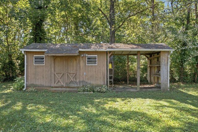 312 W Ridge Drive, Nicholasville, KY 40356