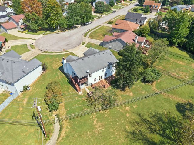 312 W Ridge Drive, Nicholasville, KY 40356