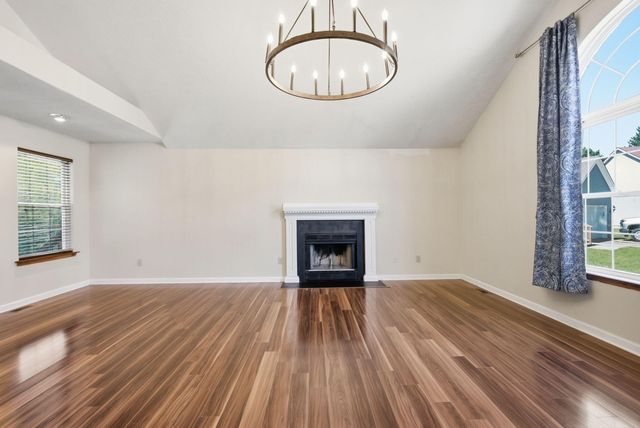 312 W Ridge Drive, Nicholasville, KY 40356