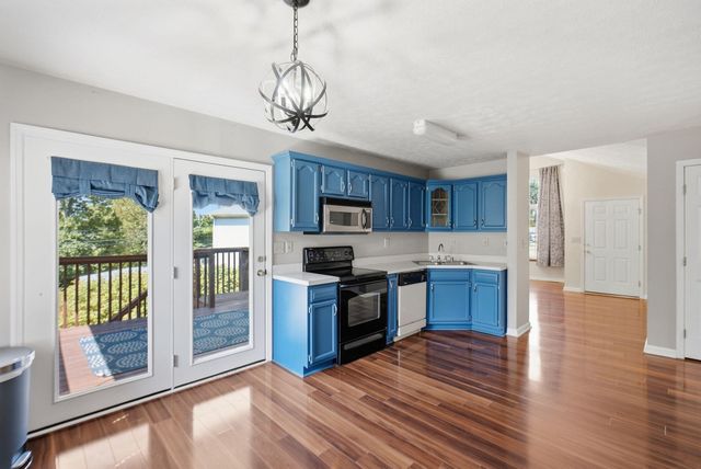 312 W Ridge Drive, Nicholasville, KY 40356