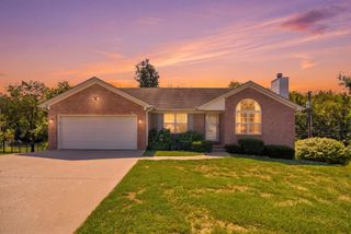 312 W Ridge Drive, Nicholasville, KY 40356