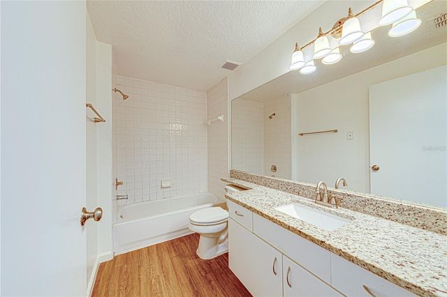 5500 METROWEST BOULEVARD 14-203, Orlando, FL 32811