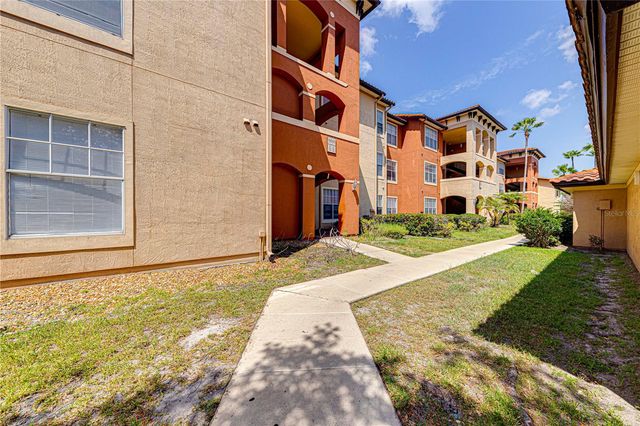 5500 METROWEST BOULEVARD 14-203, Orlando, FL 32811