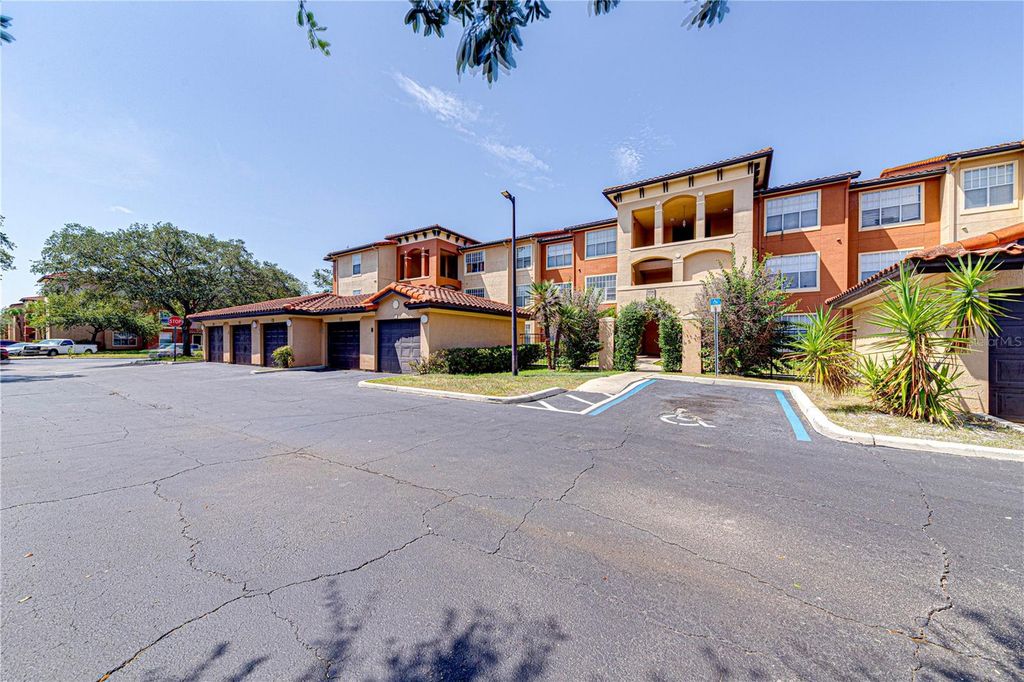 5500 METROWEST BOULEVARD 14-203, Orlando, FL 32811
