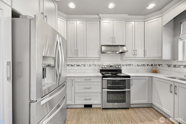 1072 W 55th Terrace, Bellingham, WA 98226