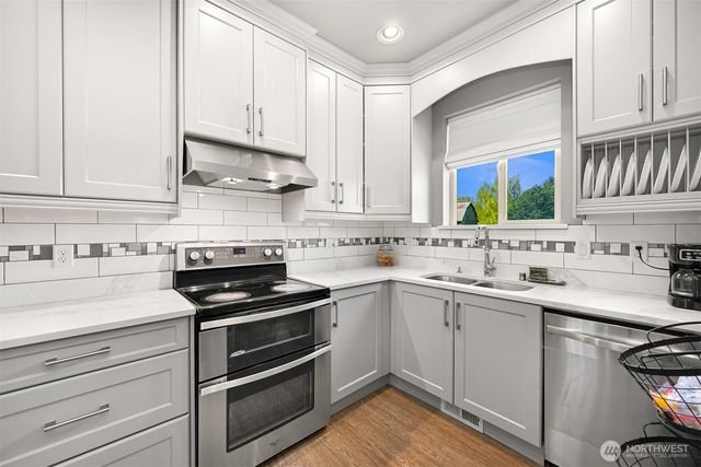 1072 W 55th Terrace, Bellingham, WA 98226