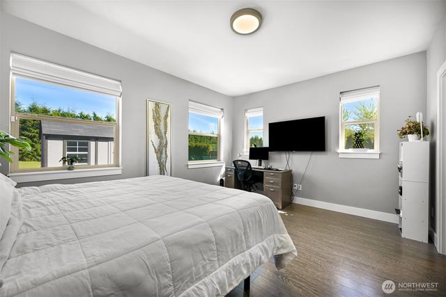1072 W 55th Terrace, Bellingham, WA 98226
