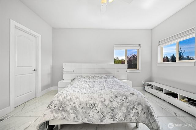 1072 W 55th Terrace, Bellingham, WA 98226