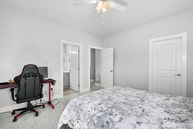 1072 W 55th Terrace, Bellingham, WA 98226