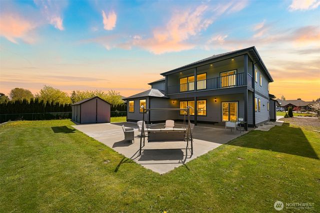 1072 W 55th Terrace, Bellingham, WA 98226