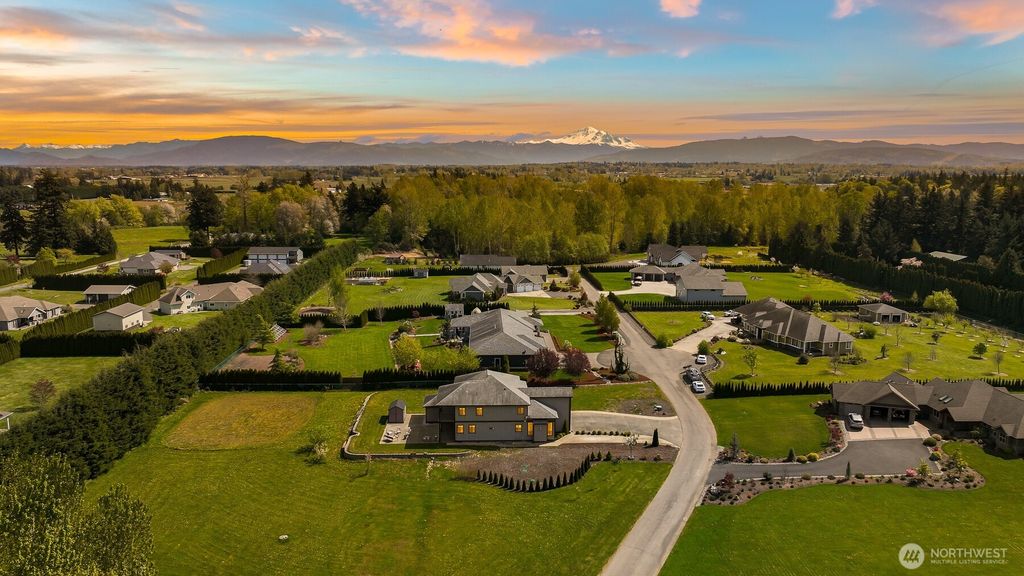 1072 W 55th Terrace, Bellingham, WA 98226