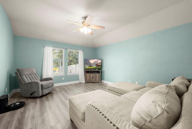 2350 Strong Horse Drive, Conroe, TX 77301