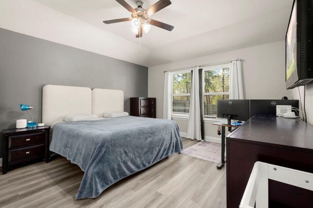 2350 Strong Horse Drive, Conroe, TX 77301