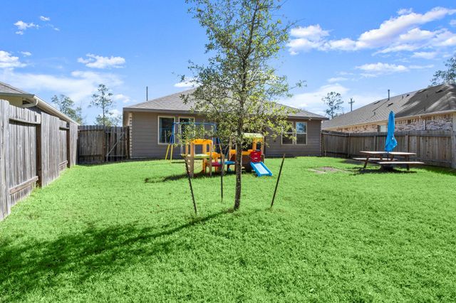 2350 Strong Horse Drive, Conroe, TX 77301