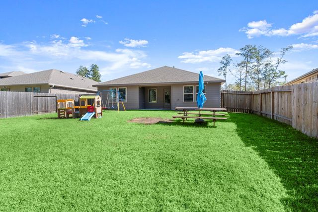 2350 Strong Horse Drive, Conroe, TX 77301