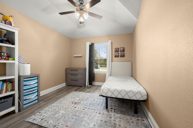 2350 Strong Horse Drive, Conroe, TX 77301