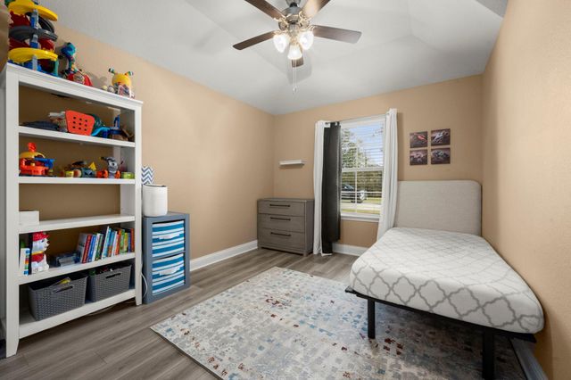 2350 Strong Horse Drive, Conroe, TX 77301