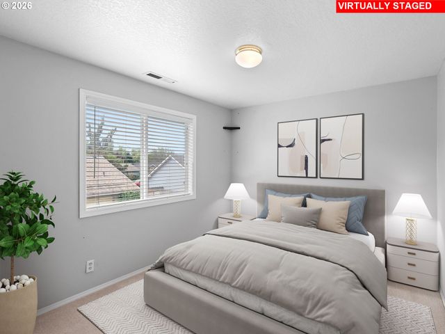 4366 Ne GLENCOE St Ne, Salem, OR 97301