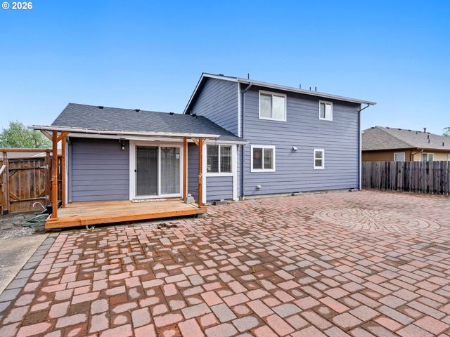4366 Ne GLENCOE St Ne, Salem, OR 97301