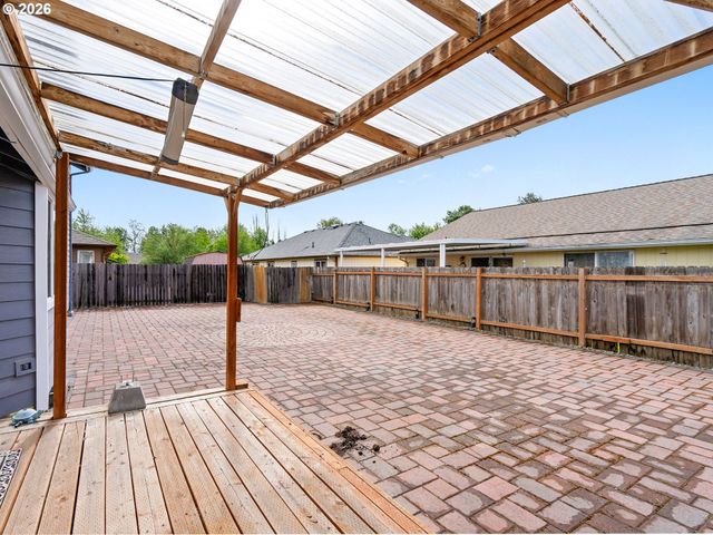 4366 Ne GLENCOE St Ne, Salem, OR 97301