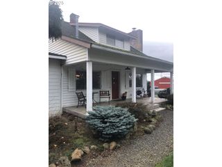 15032 S CARUS Rd, Oregon City, OR 97045