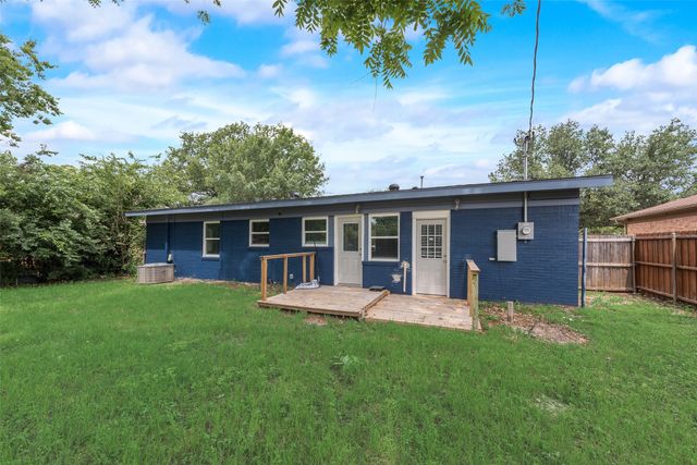 10166 San Lorenzo Drive, Dallas, TX 75228
