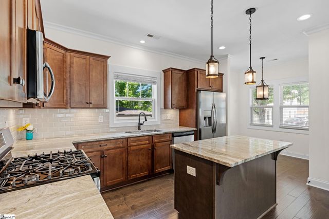 14 Greenridge Drive, Greenville, SC 29607