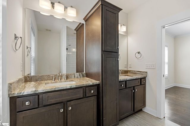14 Greenridge Drive, Greenville, SC 29607