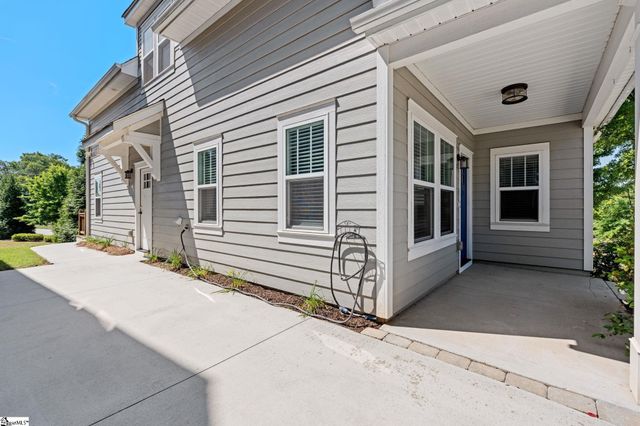 14 Greenridge Drive, Greenville, SC 29607