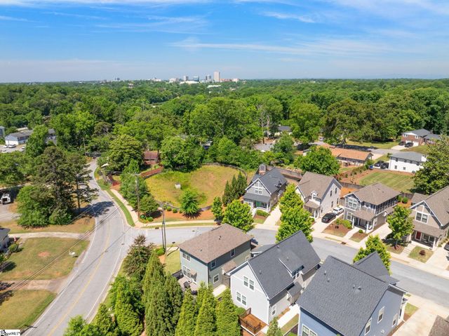14 Greenridge Drive, Greenville, SC 29607