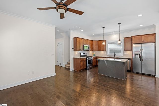 14 Greenridge Drive, Greenville, SC 29607
