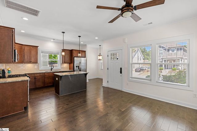 14 Greenridge Drive, Greenville, SC 29607