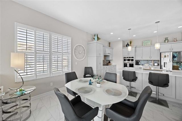 7781 Hawthorne DR # 3204, Naples, FL 34113